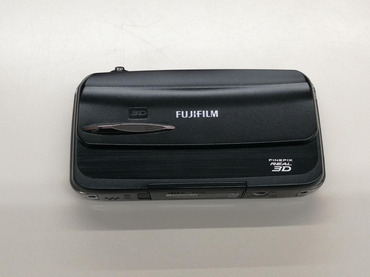 FUJIFILM REAL 3D W3 digital camera