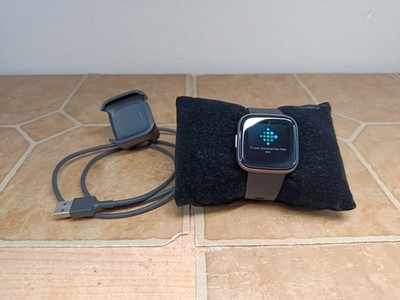 Fitbit Versa 2 Activity Fitness Tracker FB507 Black w/ Charger