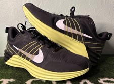 US Men s 10/Womens 11.5  - Nike Lunar Roam  B...