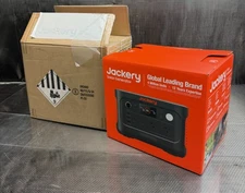 *New Sealed Box* Jackery - Explorer 600 Plus Portable Power Station *Ships Fast*