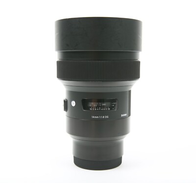 Sigma 14mm f/1.8 DG HSM Art Weitwinkel Prime Objektiv für Sony E mit beiden Schutzkappen
