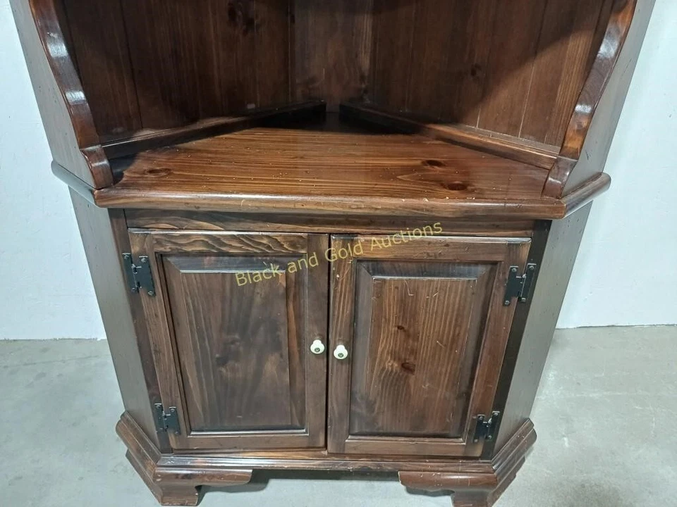 Gabinete de esquina de pino ETHAN ALLEN Curiosidades Foto 2 de 4