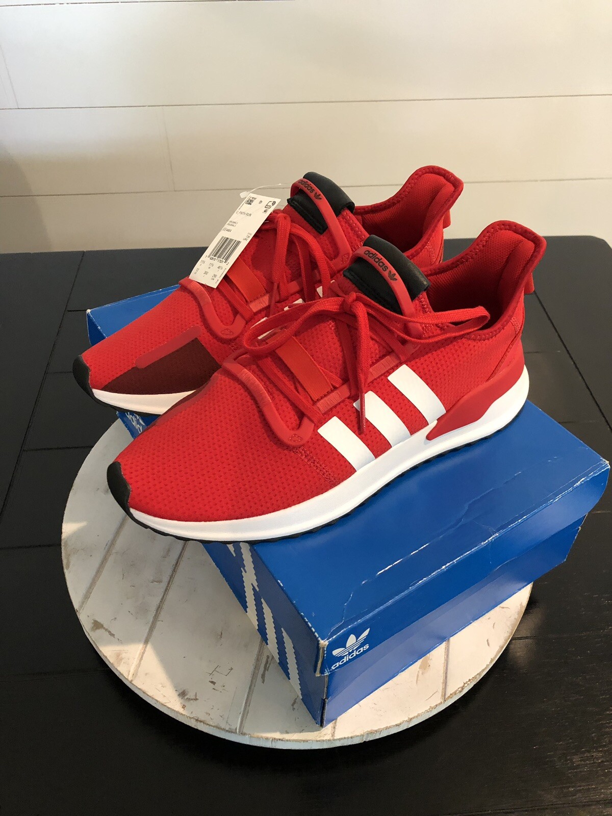adidas u_path run scarlet