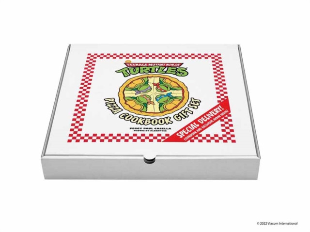 The Teenage Mutant Ninja Turtles Pizza Cookbook Gift Set by Peggy Paul Casella