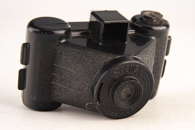Earl Products SceneX 828 Roll Film 25x25mm Exposure Viewfinder Camera V20