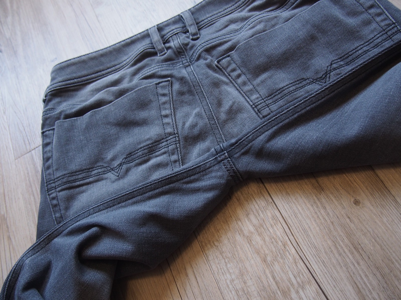 DIESEL ZATINY (084JK_STRETCH) REGULAR BOOTCUT JEANS W30 L32 FE512 image 9