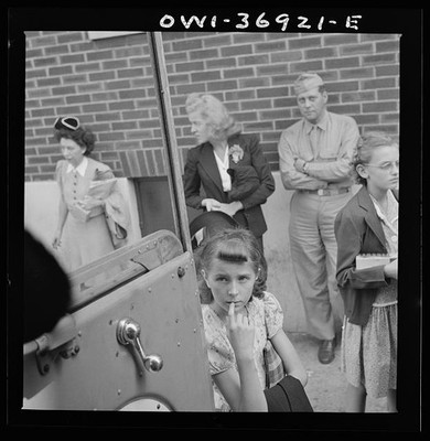 Pennsylvania 1943 Greyhound Bus Passengers Waiting to Board Loading Scene