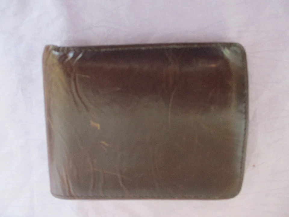 FOSSIL GENUINE SOFT FEEL LEATHER DARK BROWN WALLET PULL OUT CARD SLOT - image 2 of 4