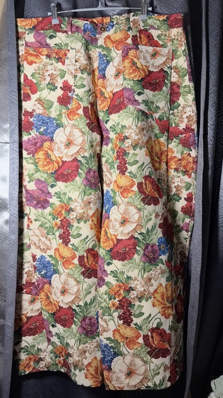 Floral Tapestry Barrel Pants By Davi And dani Size 2xl