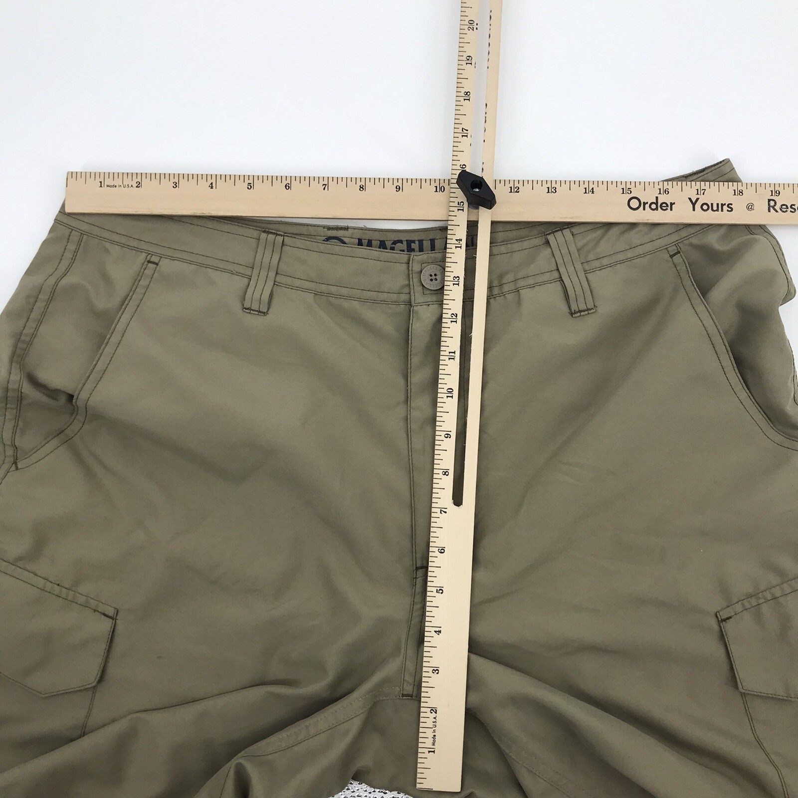 Magellan Outdoors Mens Khaki Cargo Shorts Sz 36W Gem