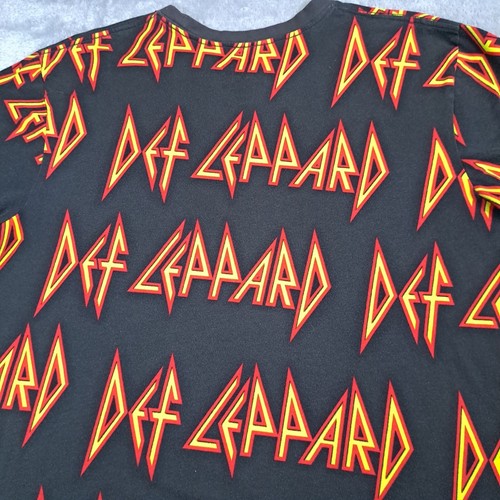 Def Leppard T Shirt Allover Spellout Print Rock Bludgeon 2019 Black Men's XL - Picture 7 of 12