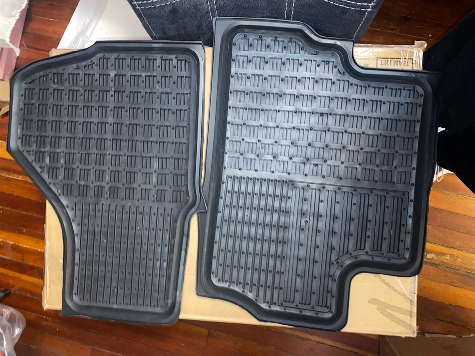 Motor Trend, pieza de camión #OF-150-BK, 2 piezas, alfombrillas de goma delanteras negras, Foto 4 de 4