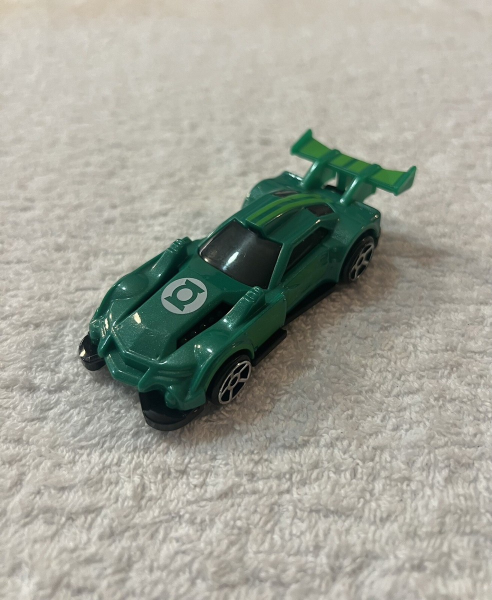 Hot Wheels DC Comics 2016 Green Lantern pull-back Car McDonald's
