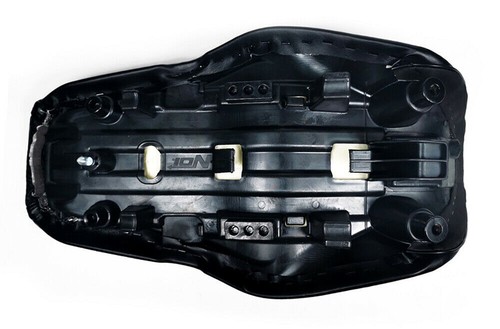 REPLACEMENT BLACK CARBON DOUBLE DUAL SEAT FOR HONDA GROM MSX SF 125 2017-20 - Picture 6 of 9