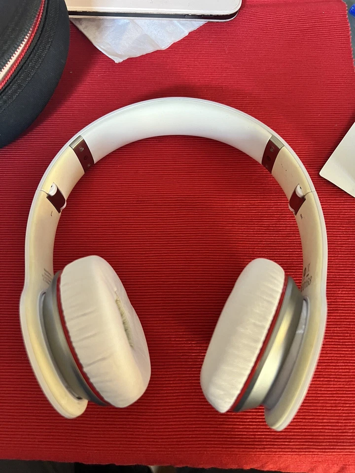 Beats Solo Pro, foto 3 di 5