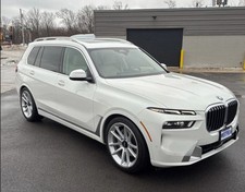 2023 BMW X7 xDrive40i Sport Utility 4D