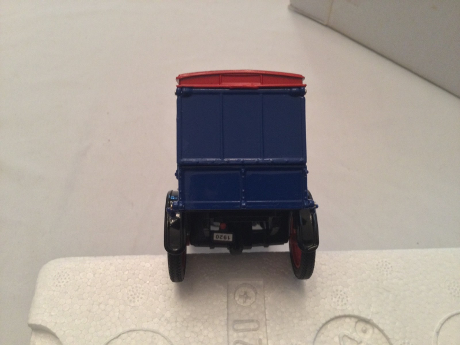 Picture 5 of 8