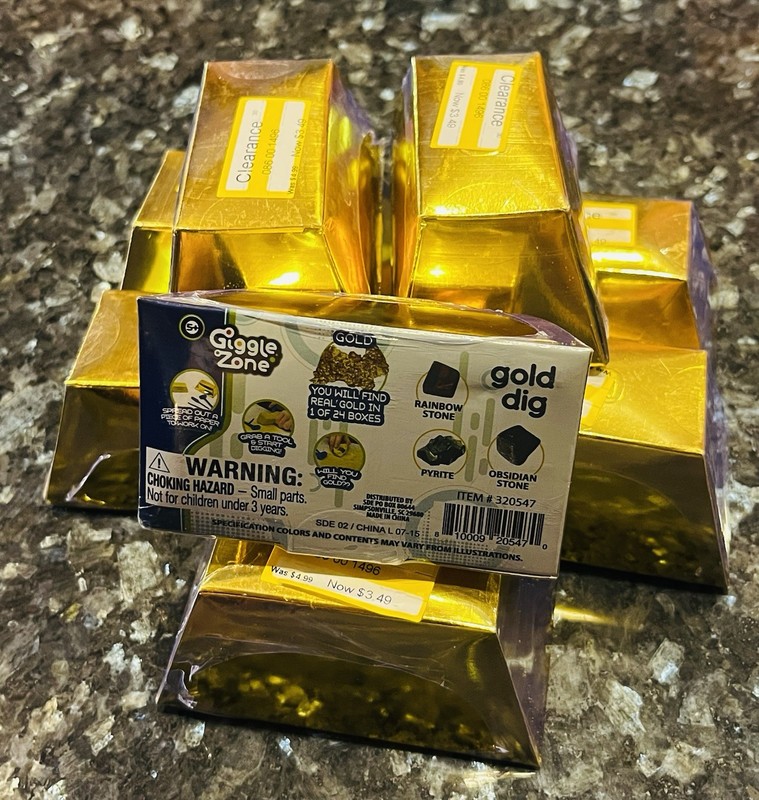 ✨Set Of 8 NEW SEALED Giggle Zone 1:24 Real GOLD NUGGET DIG Hidden Gem 💎✨