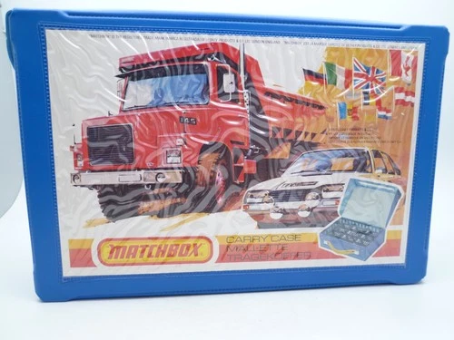 VINTAGE MATCHBOX SUPERFAST MINI COLLECTORS 24 CAR CARRY CASE  EMPTY 1979 ISSUE