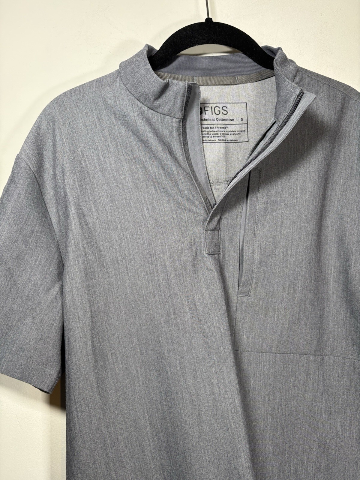 FIGS Technical Collection Casma Medium Graphite G… - image 2