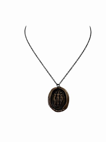 Pyrrha Three Graces Chain Necklace
