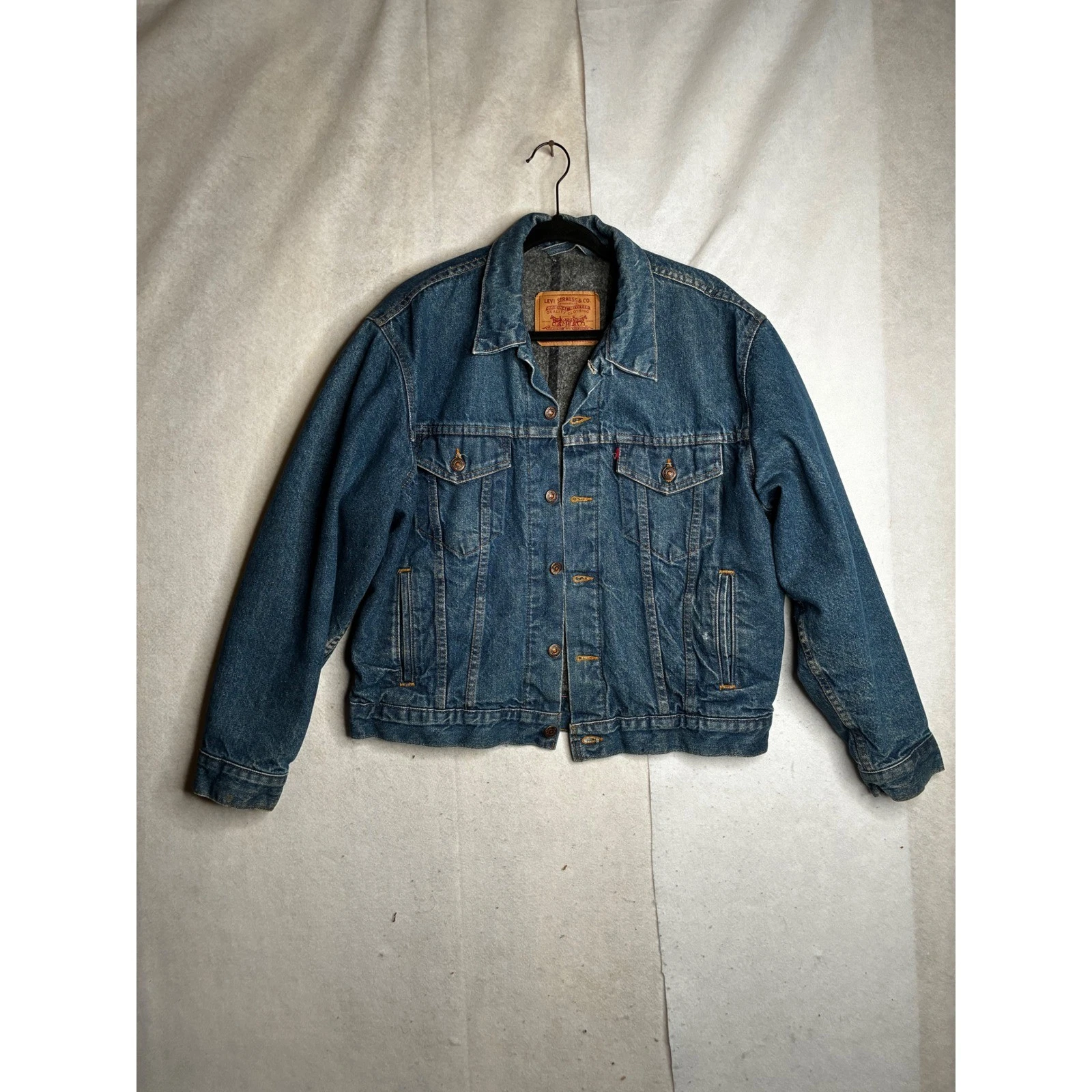 Vintage Levis 70506-0316 Blanket Lined Denim Trucker Jacket Made in USA Mens 42