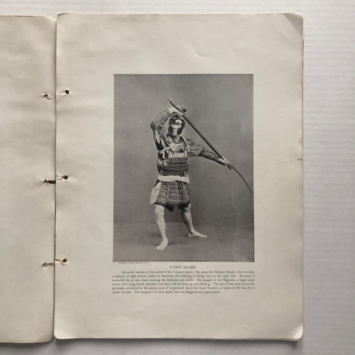 1893 BOOK of Chemigraphs MILITARY COSTUMES in OLD JAPAN Kazumasa Ogawa SAMURAI - Imagen 9 de 14