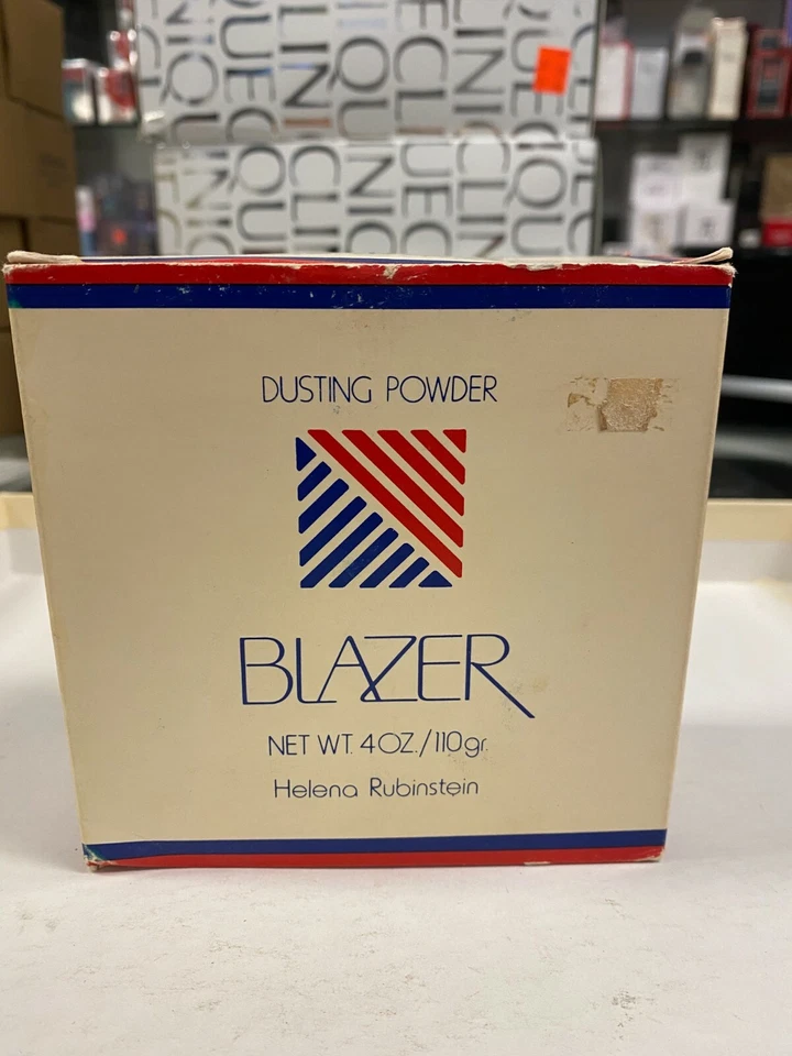 Blazer Polvo Corporal Polvo Polvo por Helena Rubinstein (4 oz) Foto 3 de 4