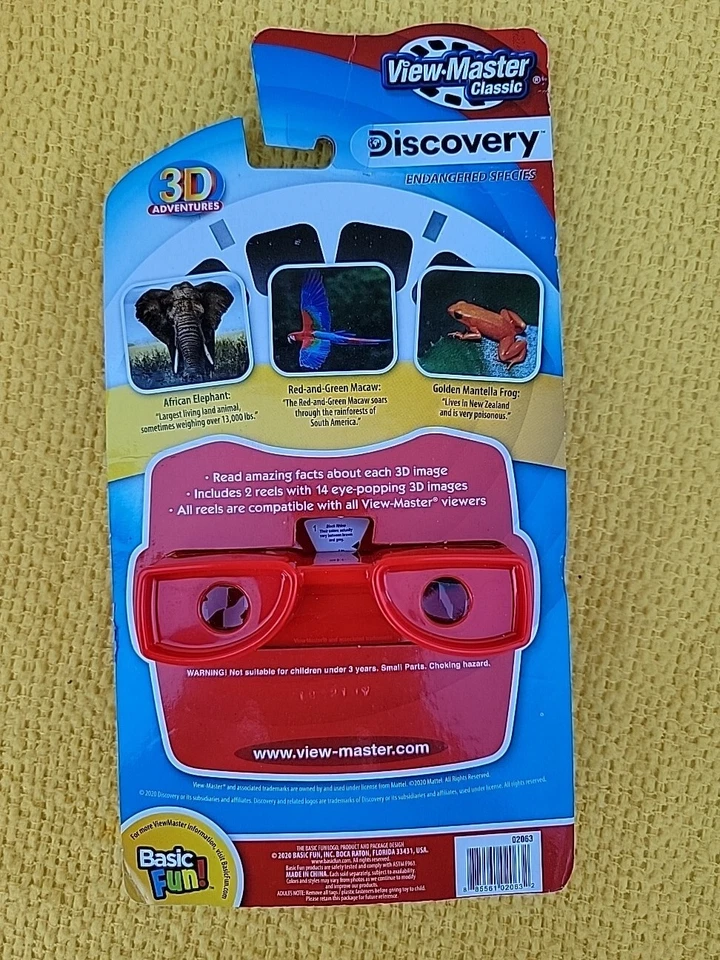 View Master Classic 3D Adventures Viewer w/ 2 Reels Discovery Endangered Species - Image 3 of 3