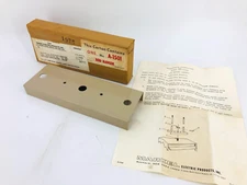 New Markel A-1501 Rod Hanger