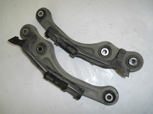 VW Phaeton 3D Qeuerlenker Hinten