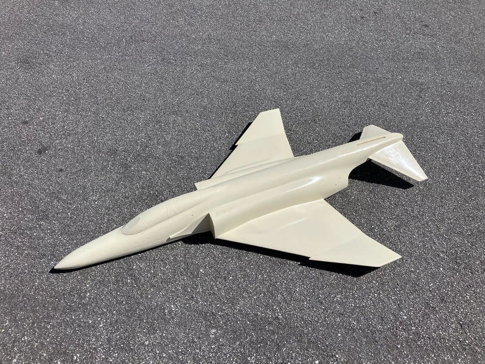 Impressive Planes F4 Phantom 1:24 scale Large Molded 29” Wing 46” Length - Image 2 of 4