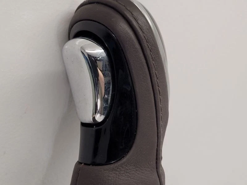 2015 CADILLAC XTS Automatic Transmission Shifter Gear Assembly 8207898 — 第 3/4 张图片