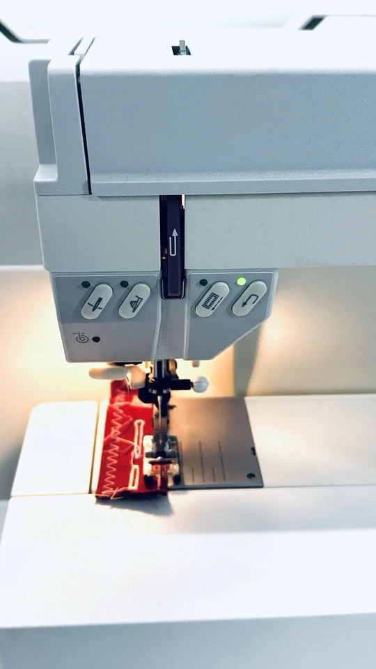 Pfaff Creative 1473 CD mit IDTsystem Freiarm-flachbett NähmaschineTop-Zustand - Bild 3 von 4