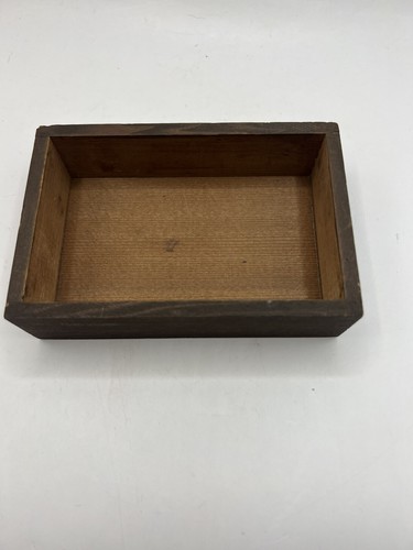 Hand Hammered Copper Lidded small Box -Swan and cattails design- dovetailed - Picture 7 of 8