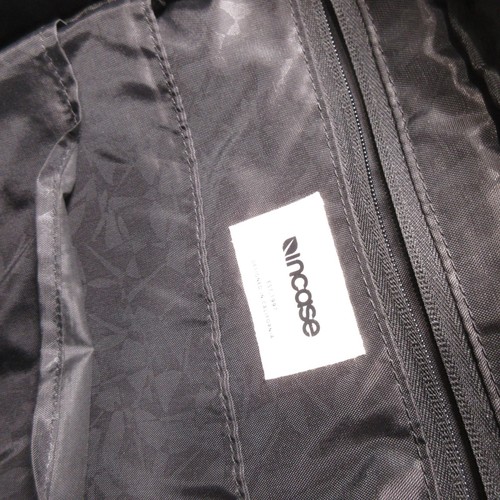 Incase Backpack Icon Lite Man's Black Laptop Travel Padded Strap Inner Pockets - Picture 12 of 23