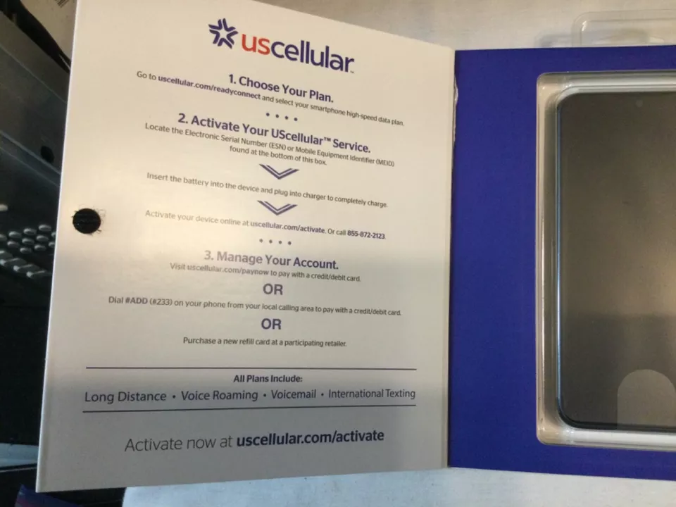 Motorola Moto E (2020, 7th Gen) 32GB, 6.2", Midnight Blue 2 GB Ram 18Ghz Octa-co - Image 3 of 4