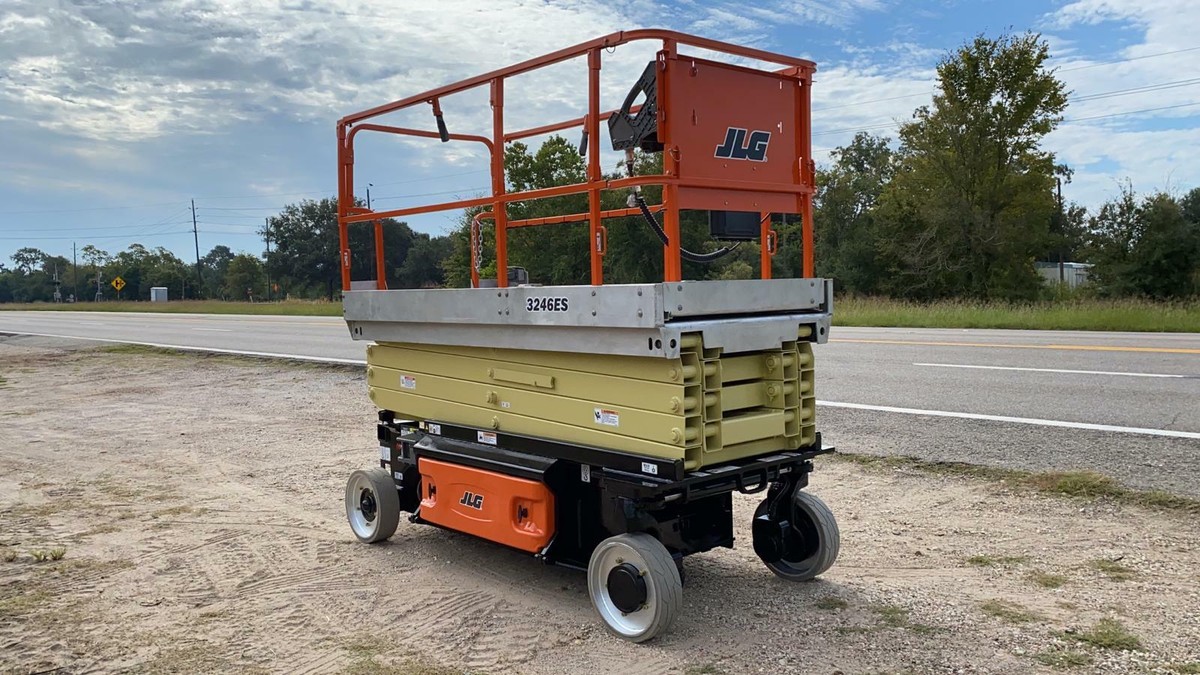 JLG 3246 electric scissor lift aerial *REFURBISHED - WARRANTY