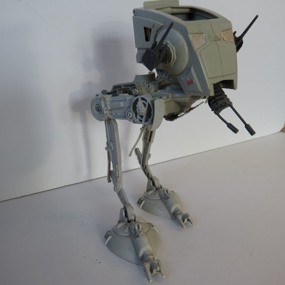 Kenner Star Wars AT-ST Scout Walker Vintage 1982 | eBay Kenner Star Wars AT-ST Scout Walker Vintage 1982 | eBay