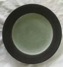 Epoch Zoom Green 8 1/8" Salad Plate Green Center w/ Charcoal Rim