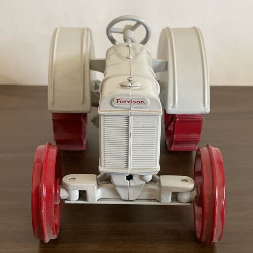 Ertl Fordson Diecast Metal Model F Tractor Farm Toy USA Made - Picture 3 of 12