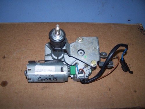 Wischermotor hinten Opel Corsa B Bj.2000 90386268 Scheibenwischermotor