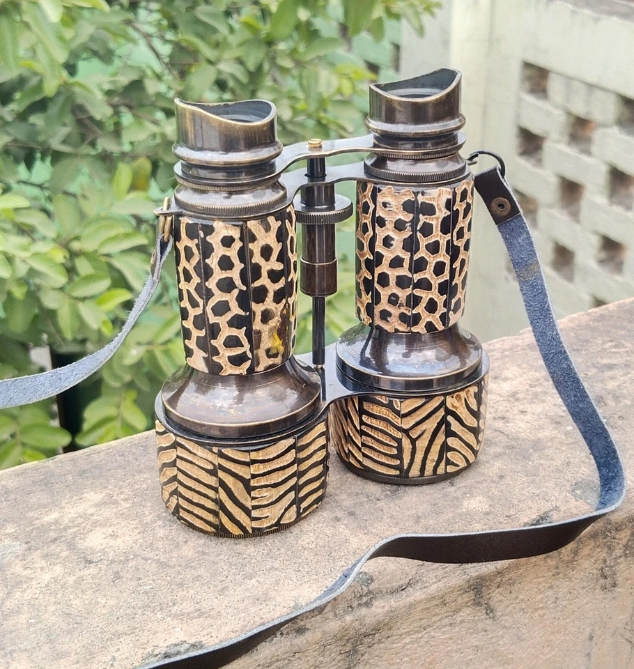 Antique Brass Binocular with Strap, Nautical Bird Watching Camping Travelling Foto 3 de 4