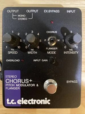 Pédalier À effets T.C. Electronic Stéréo Chorus + Pitch Modulator Flanger - Photo 1/2