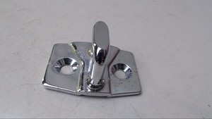 Schliesskeil Fanghaken Türfänger Chrom L 7067805 BMW 330xd DPF Touring Bj 2008