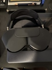 Used AirPods Max Space Grey From EE