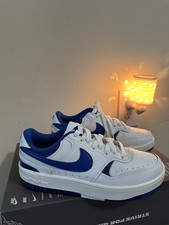 Nike Wome  n Air Force 1 Low White/Blue Low Top Lace-Up Leather Sneakers