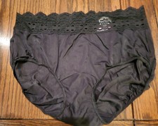 NWT RARE OLGA SECRET HUG SCOOPS HIPSTER PANTIES 100 NYLON 913 010BK 7 / L