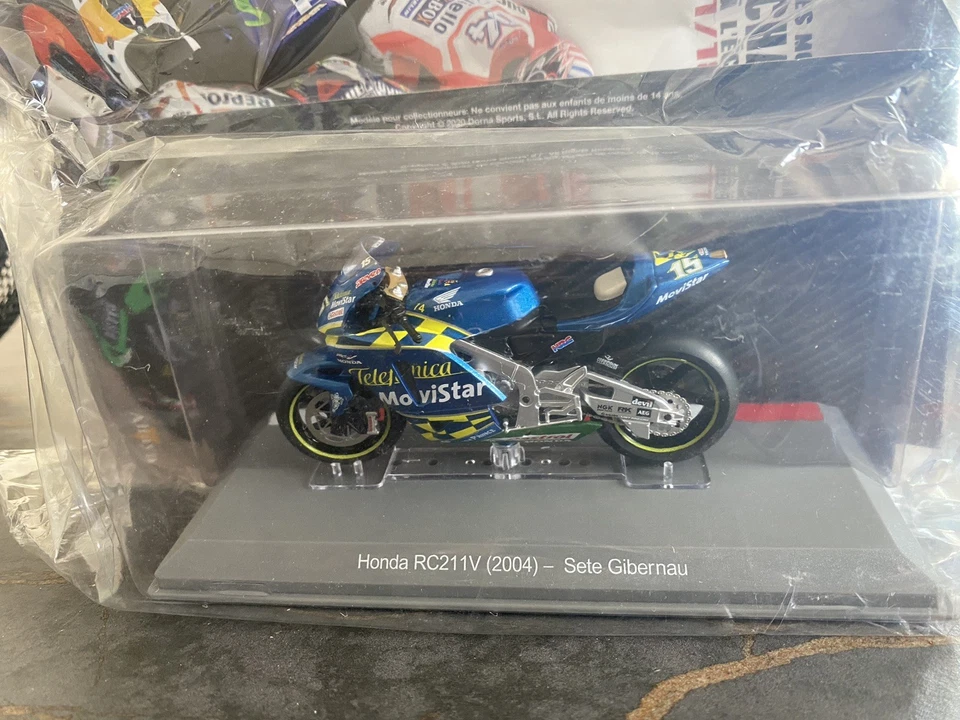 ALTAYA MOTO GP 1/18 HONDA RC211V SETE GIBERNAU 2004 - Photo 1/1