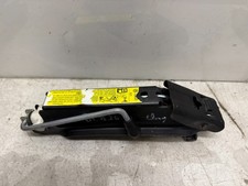 VW Touran Wagenheber Bordwerkzeug
